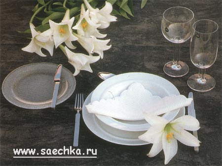 Сервировка стола для меню из двух блюд